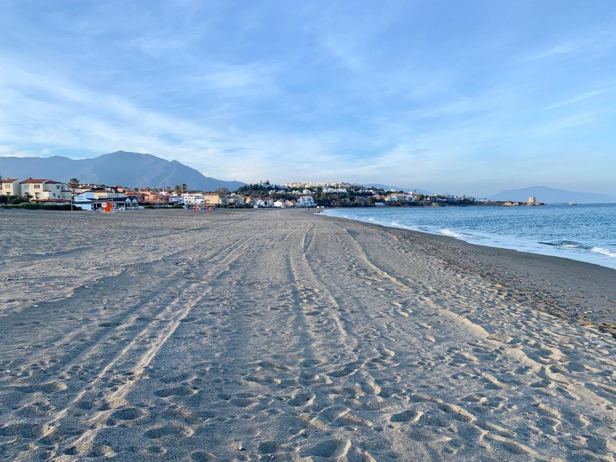Casares Beach Golf Apartment With Private Garden Direct Pool Access Екстер'єр фото
